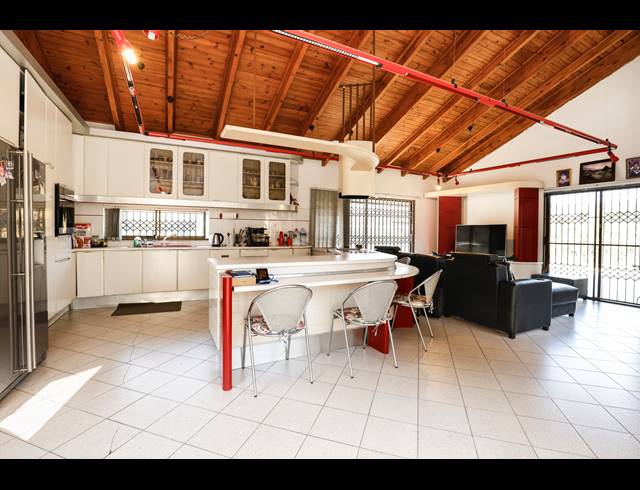 4 BEDROOM HOUSE FOR SALE IN GREENWOOD PARK